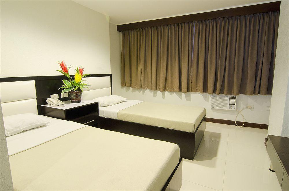 Asia Stars Hotel Tacloban Exterior foto